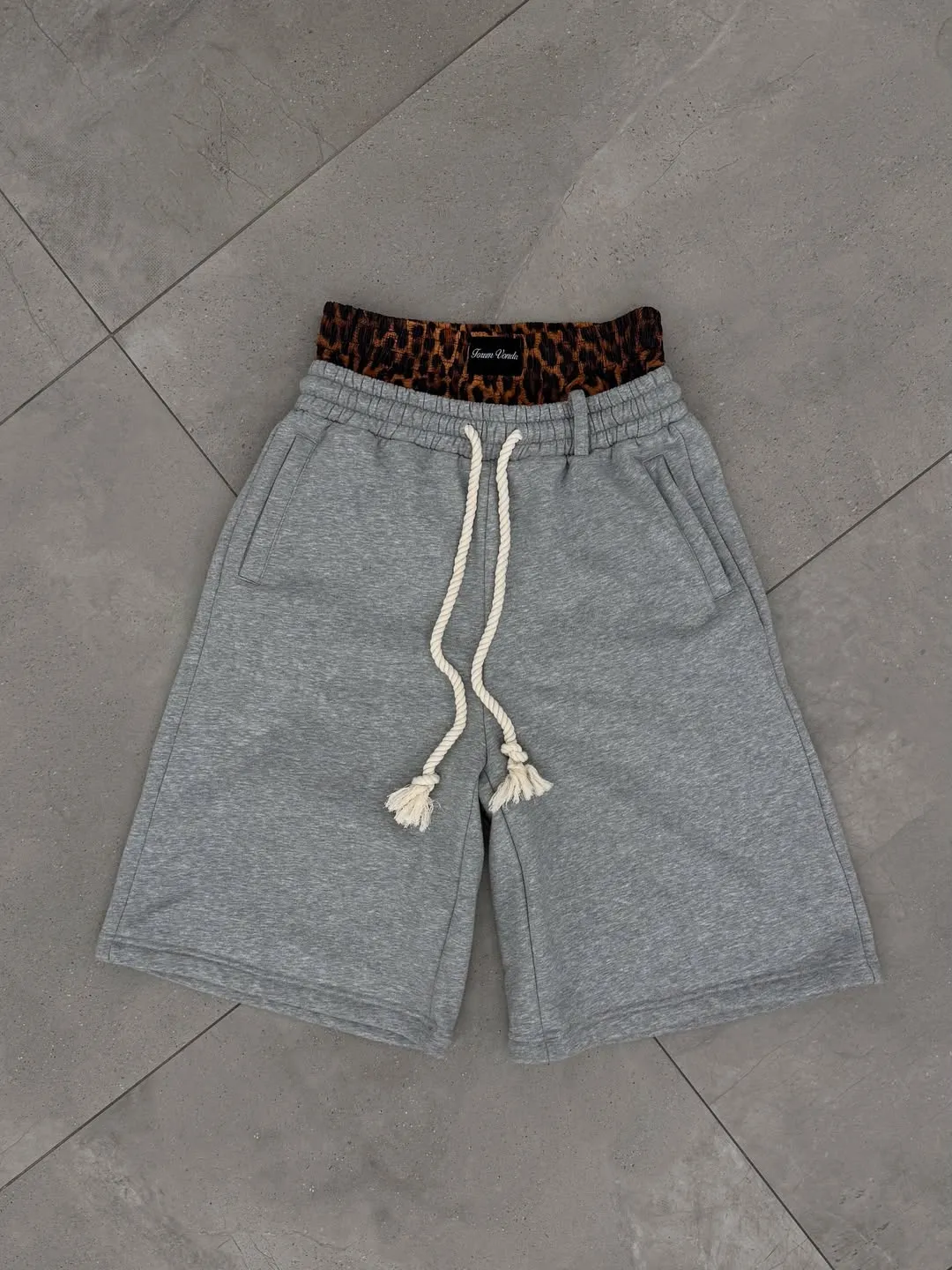 DOUBLE DRAWSTRING SHORTS