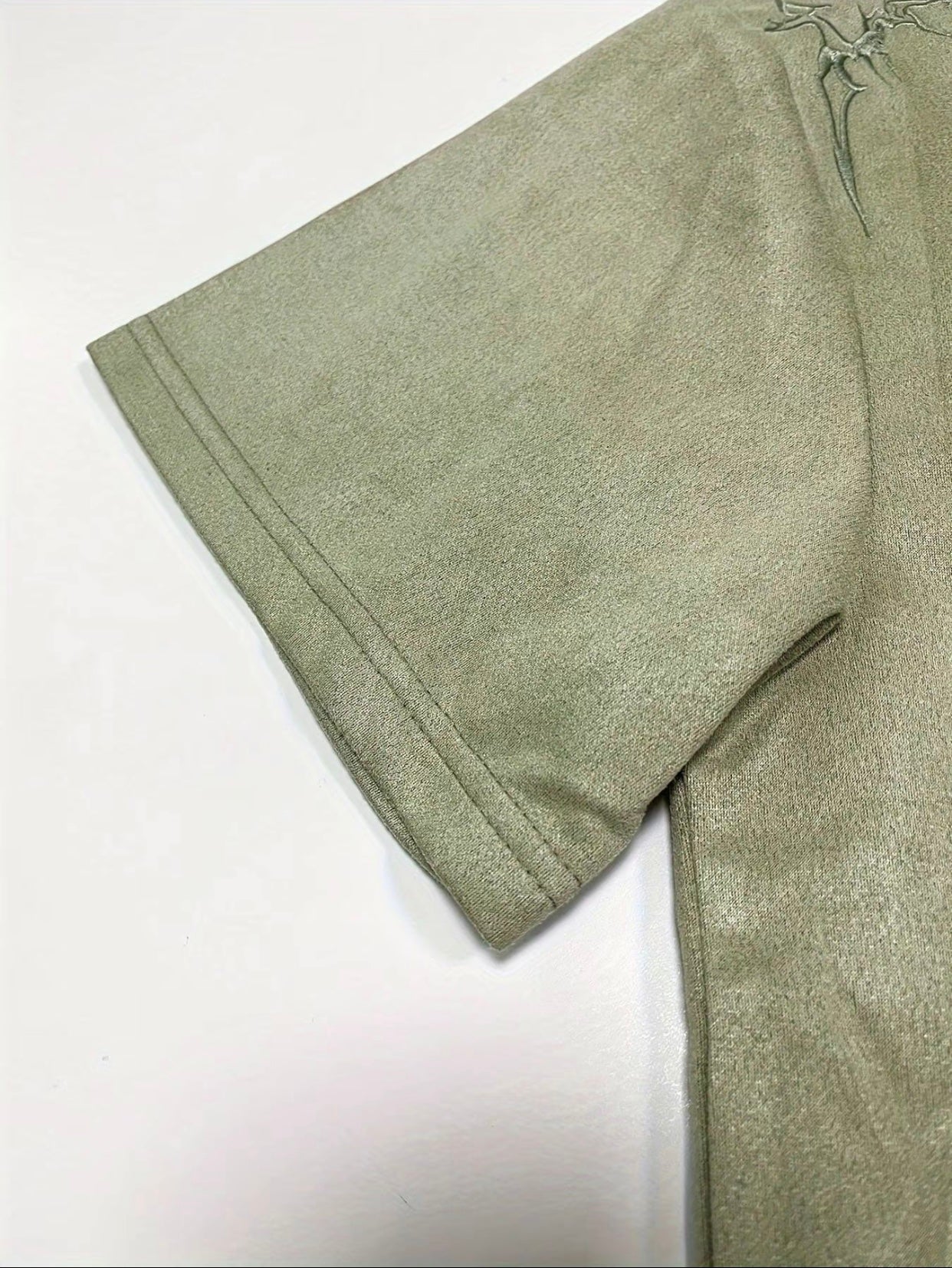 Men’s Graphic Embroidery Drop Shoulder Tee