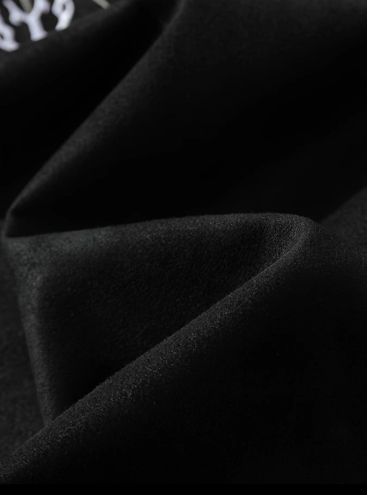 Men’s Graphic Embroidery Drop Shoulder Tee