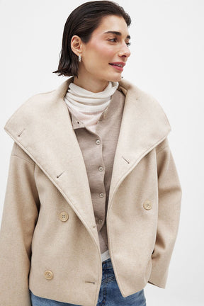 Double-breasted women's coat